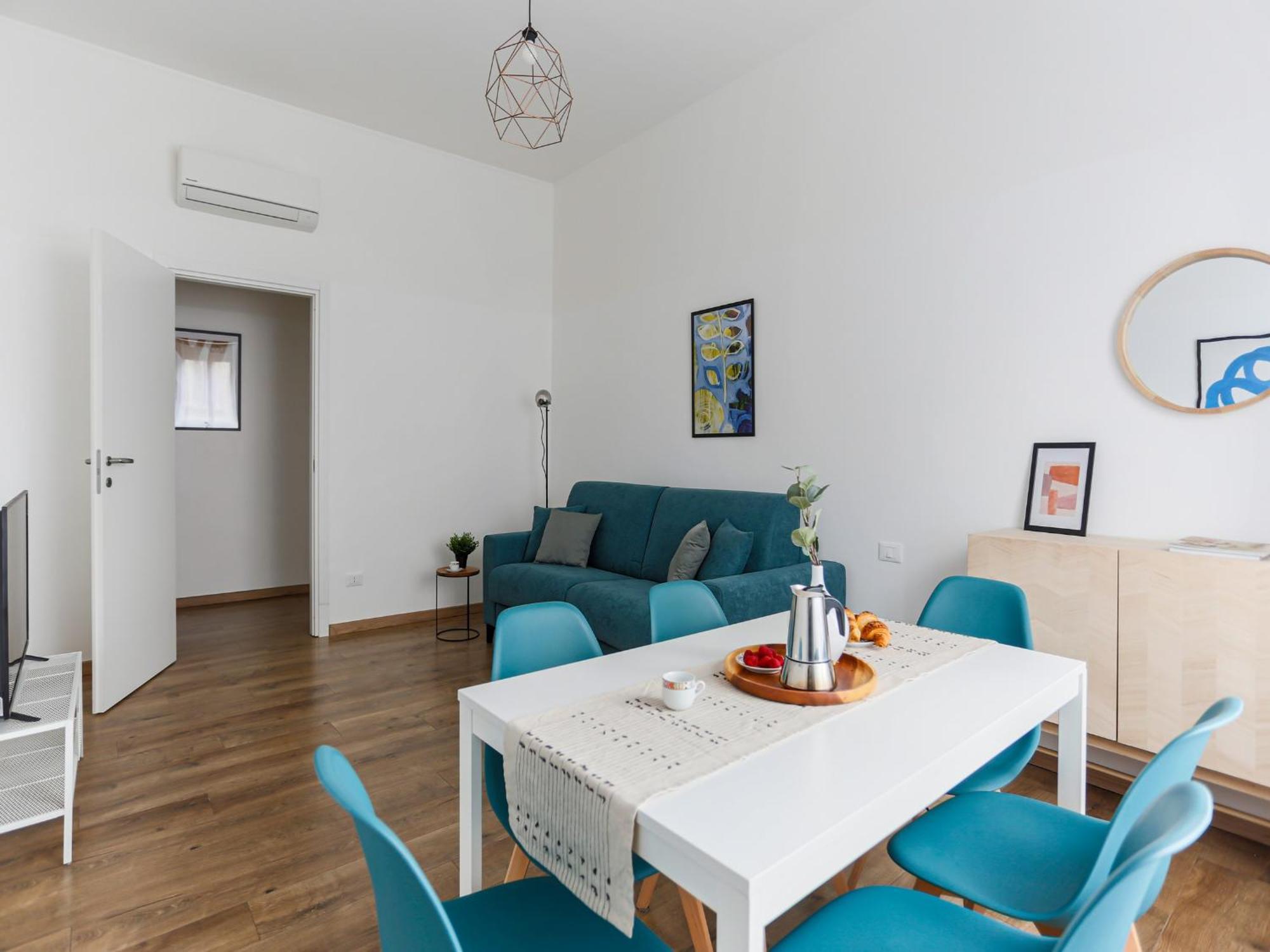 The Best Rent - Cozy Two-Bedroom Apartment Near Colonne S Lorenzo Милано Екстериор снимка